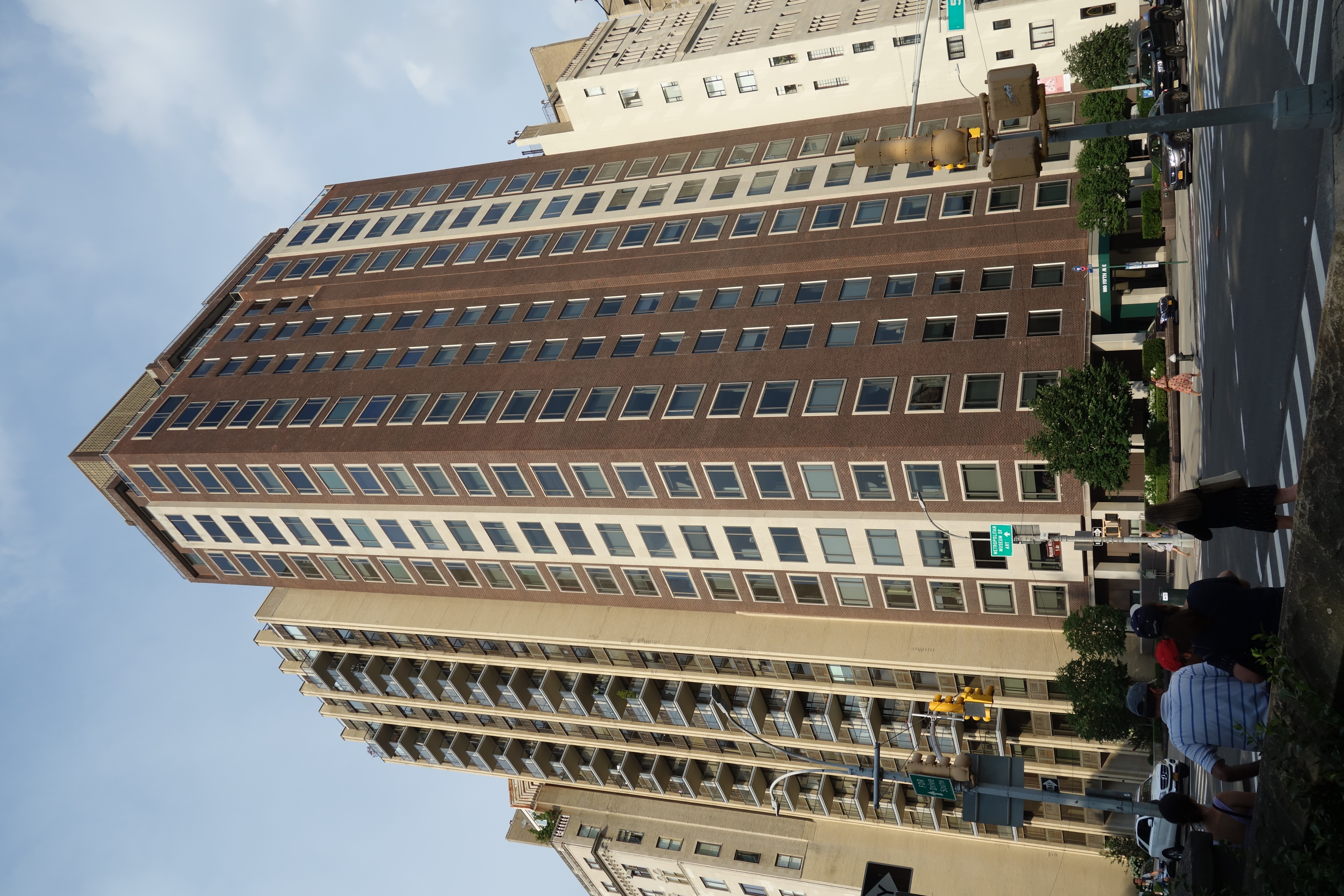 980 and 985 Fifth Avenue at 79th Street